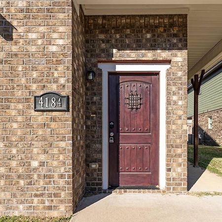 Modern Home 10 Minutes From Dickson St & U Of A Fayetteville Exterior photo