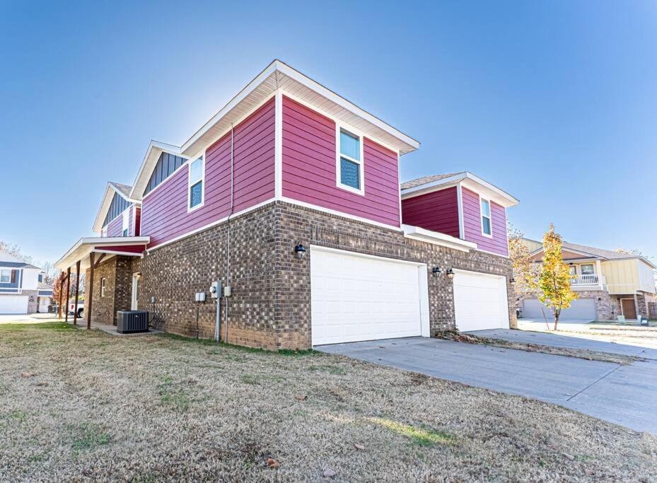 Modern Home 10 Minutes From Dickson St & U Of A Fayetteville Exterior photo